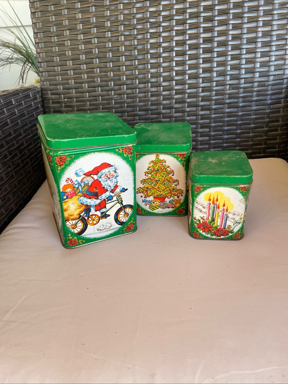 Green Holiday Vintage-Inspired Decorative Tins - Set of 3